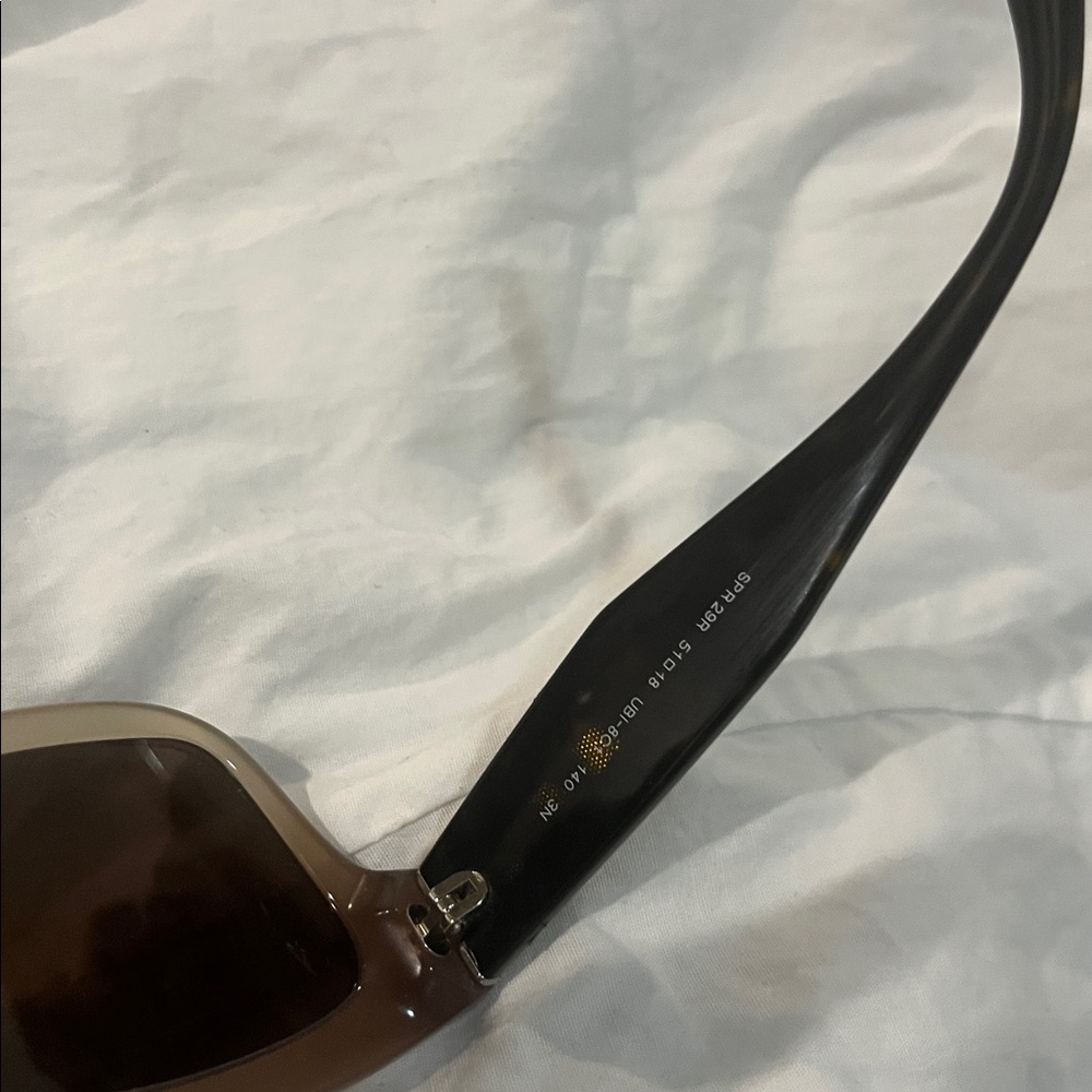 Prada Black and Brown Sunglasses preowned - Picture 4 of 8